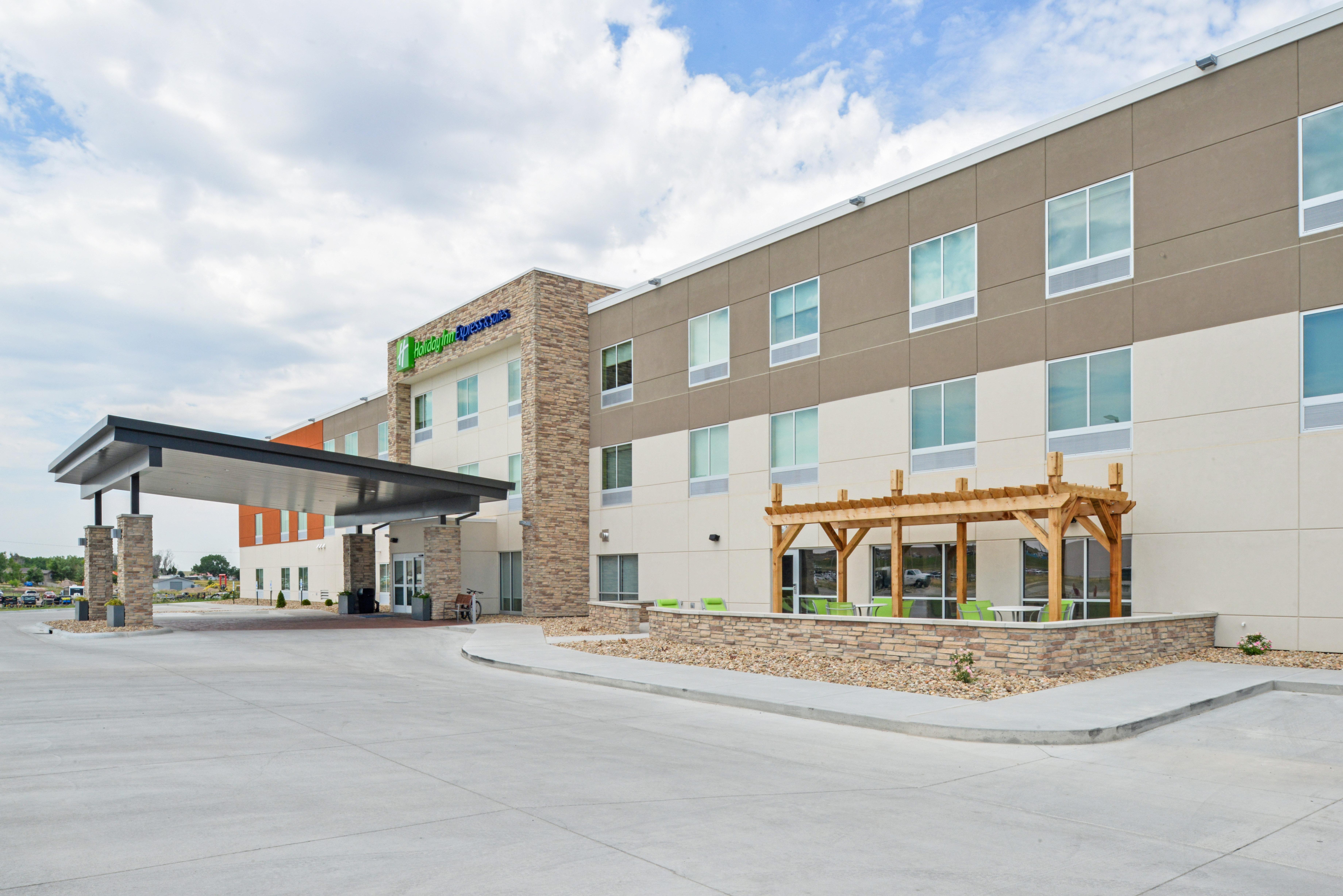 Holiday Inn Express & Suites - Chadron By Ihg Экстерьер фото